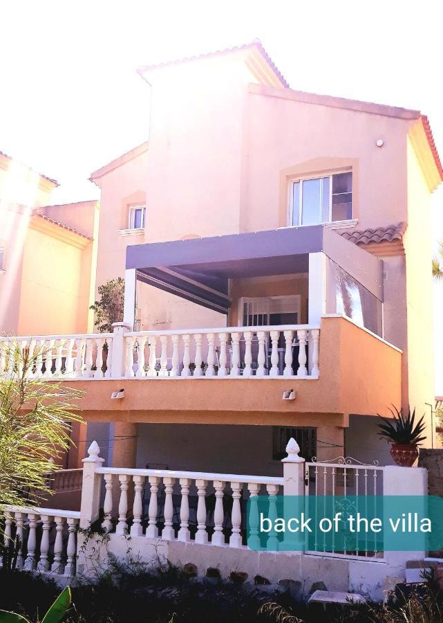 Fabulous Detached Large Villa 5 Bedrooms 3 Bathrooms Backing Onto Villamartin Golf Course Exteriör bild